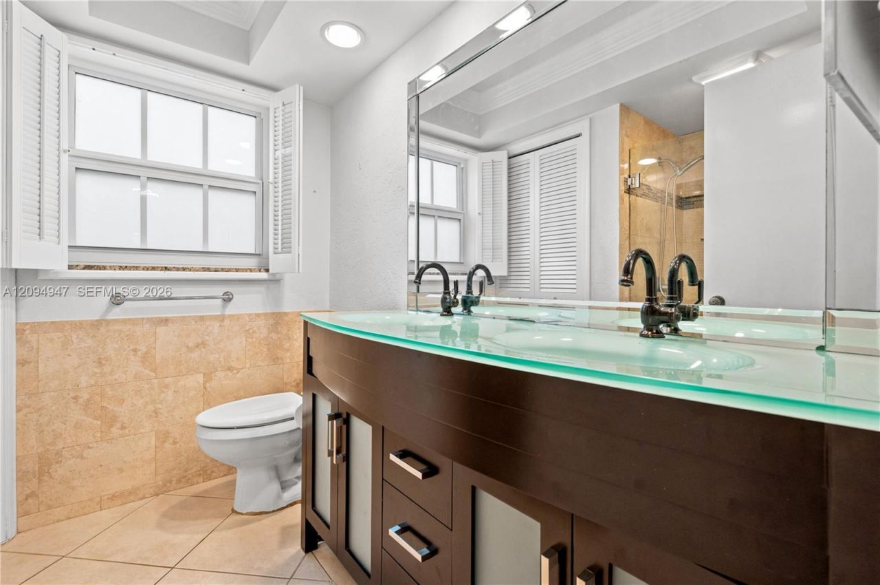 145 Atlantis Blvd , Unit 101, Atlantis, FL 33462 Photo