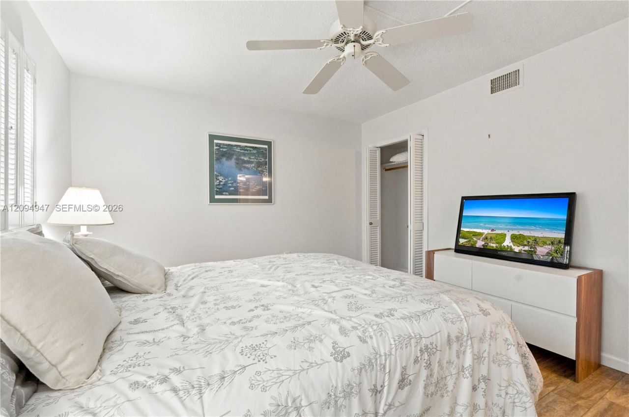 145 Atlantis Blvd , Unit 101, Atlantis, FL 33462 Photo
