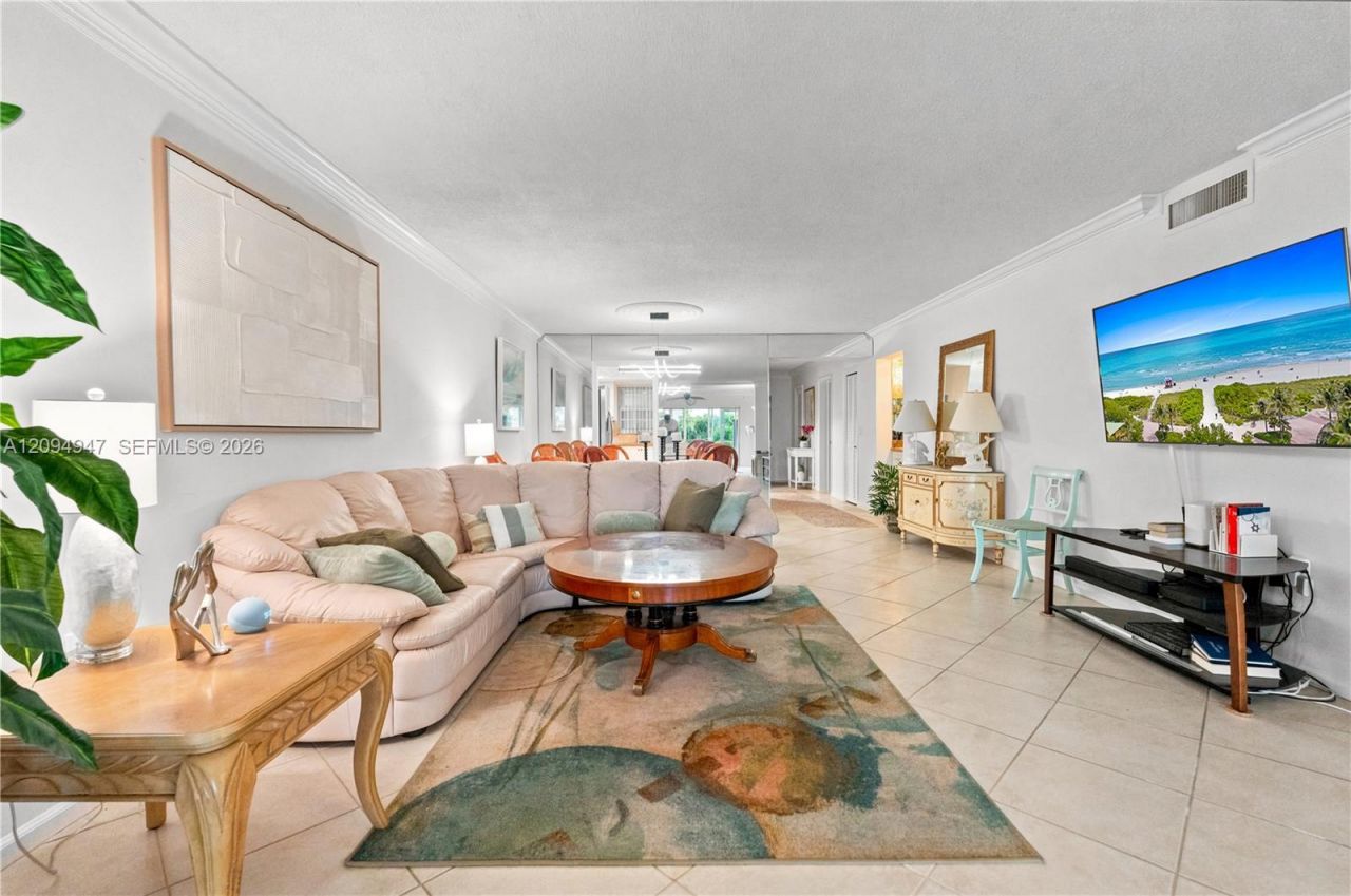 145 Atlantis Blvd , Unit 101, Atlantis, FL 33462 Photo