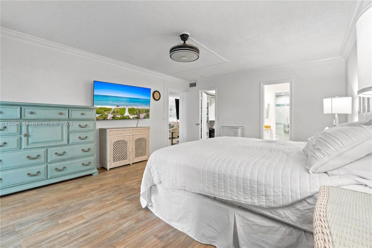 145 Atlantis Blvd , Unit 101, Atlantis, FL 33462 Photo