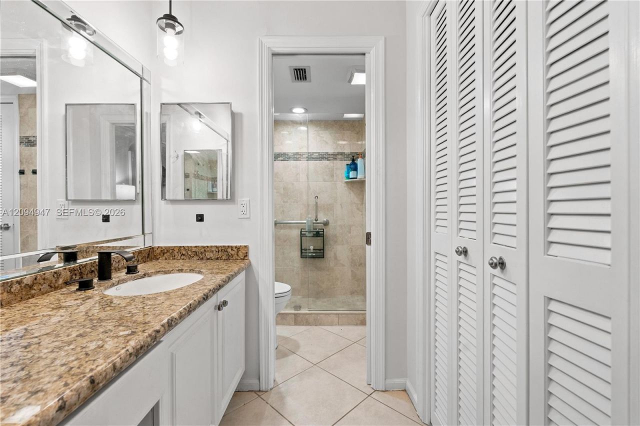 145 Atlantis Blvd , Unit 101, Atlantis, FL 33462 Photo