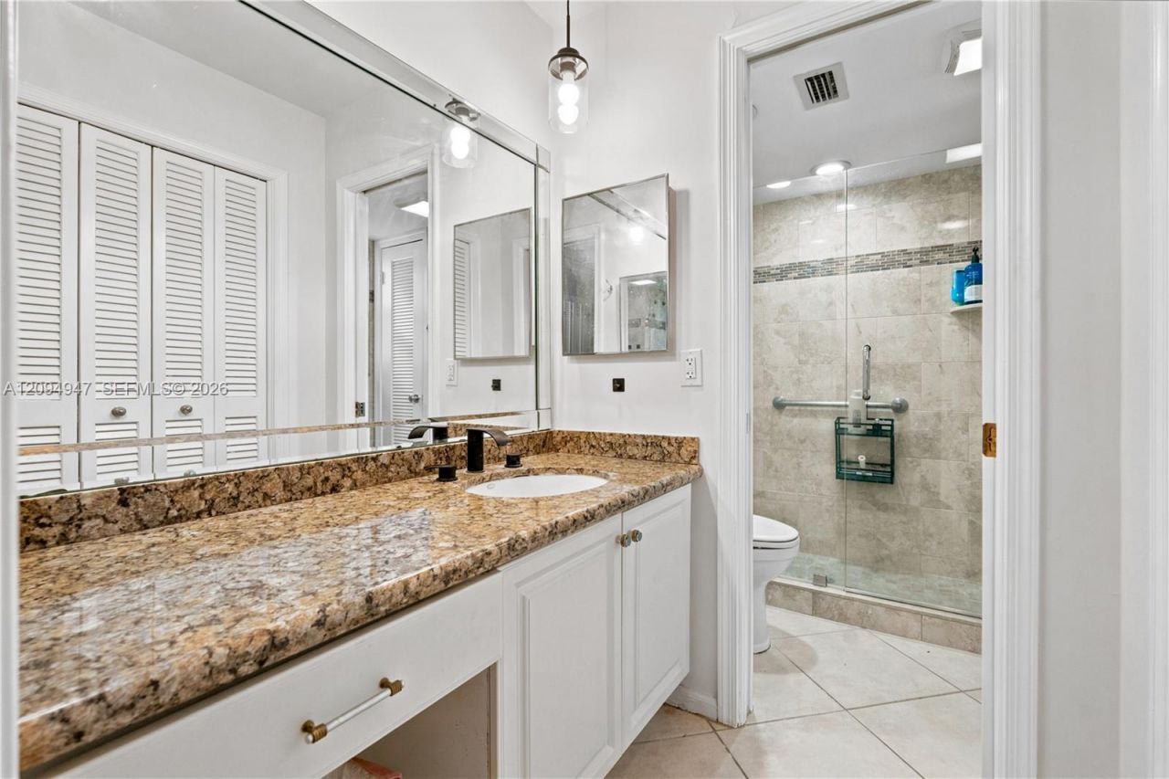 145 Atlantis Blvd , Unit 101, Atlantis, FL 33462 Photo