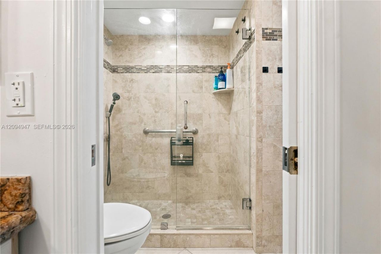 145 Atlantis Blvd , Unit 101, Atlantis, FL 33462 Photo