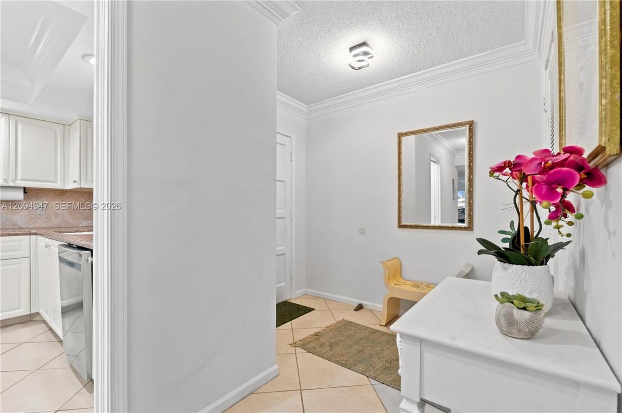 145 Atlantis Blvd , Unit 101, Atlantis, FL 33462 Photo