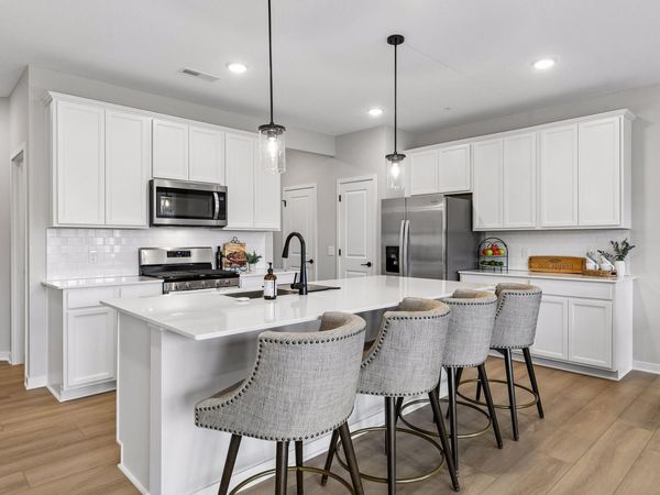 9516 4th Street N, Lake Elmo, MN 55042