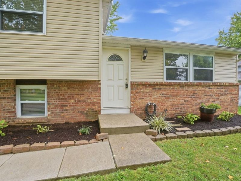 829 James Drive, Mason, OH 45040 Photo 4