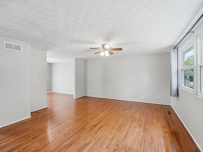 829 James Drive, Mason, OH 45040 Photo 7