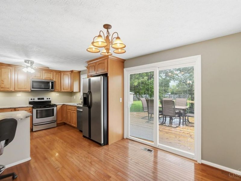 829 James Drive, Mason, OH 45040 Photo 8