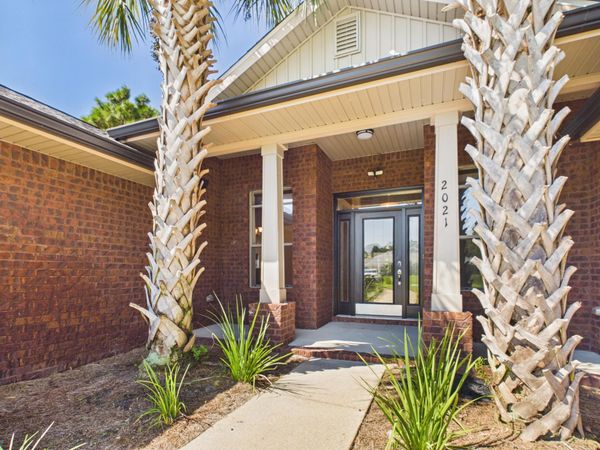 2021 Pelican Lane, Navarre, FL 32566