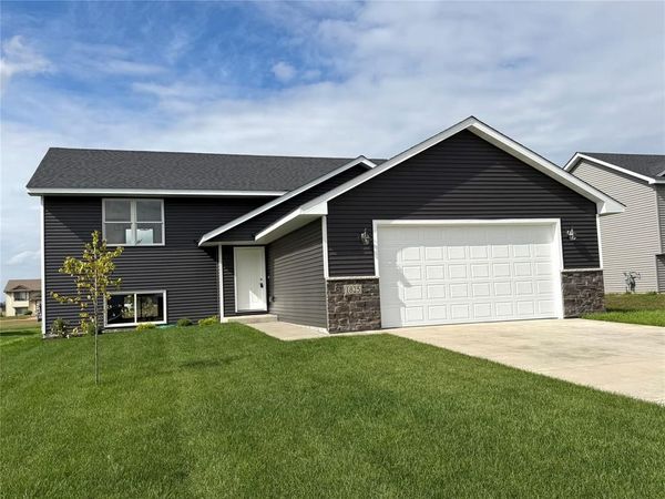 1825 Cypress Trail, New Richmond, WI 54017
