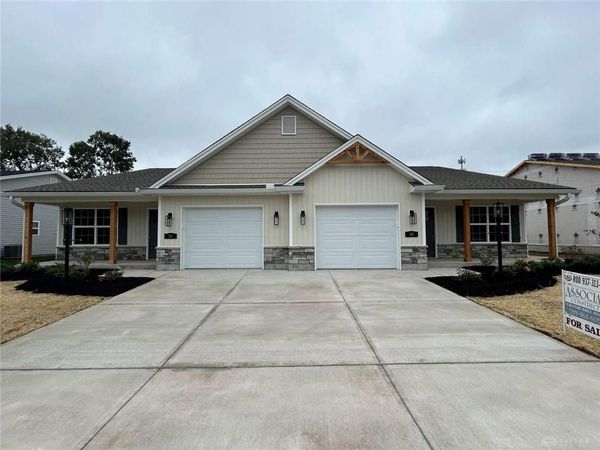 60 Timber Creek Drive, Carlisle, OH 45005