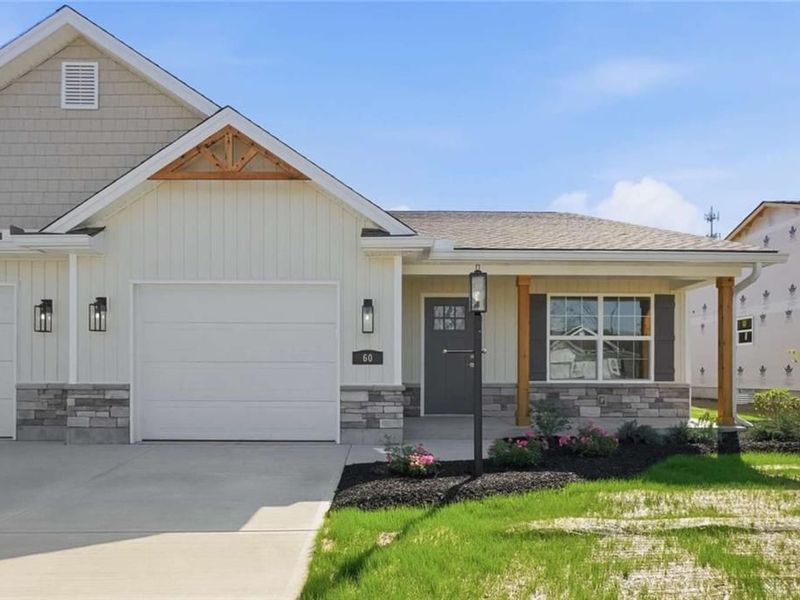 60 Timber Creek Drive, Carlisle, OH 45005 Photo 2