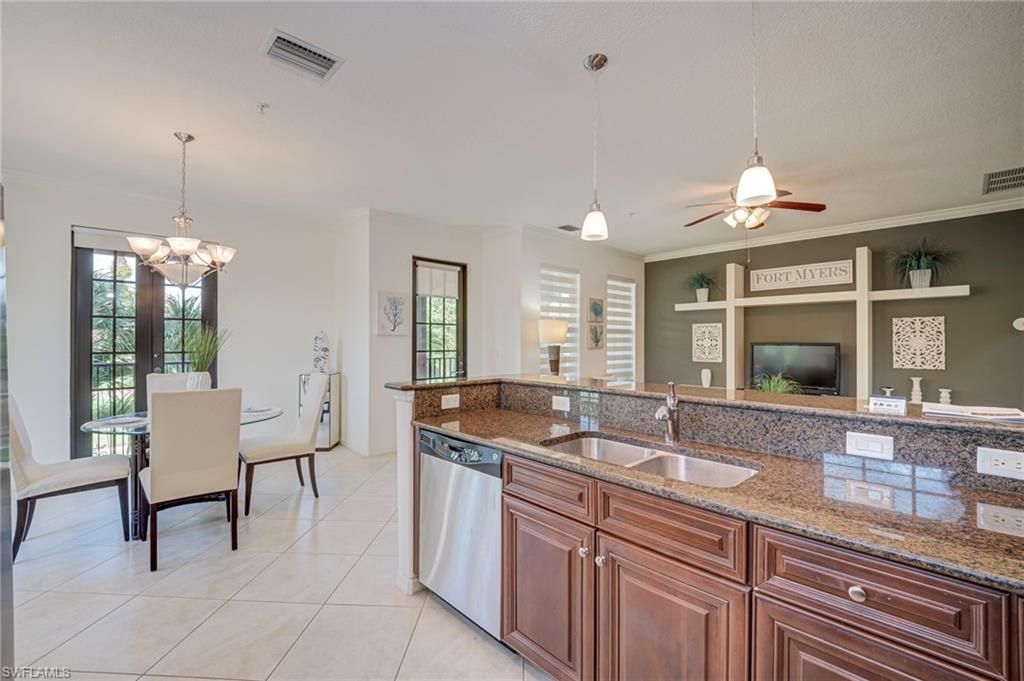 11220 Paseo Grande Blvd, Unit 5205, Fort Myers, FL 33912 Photo