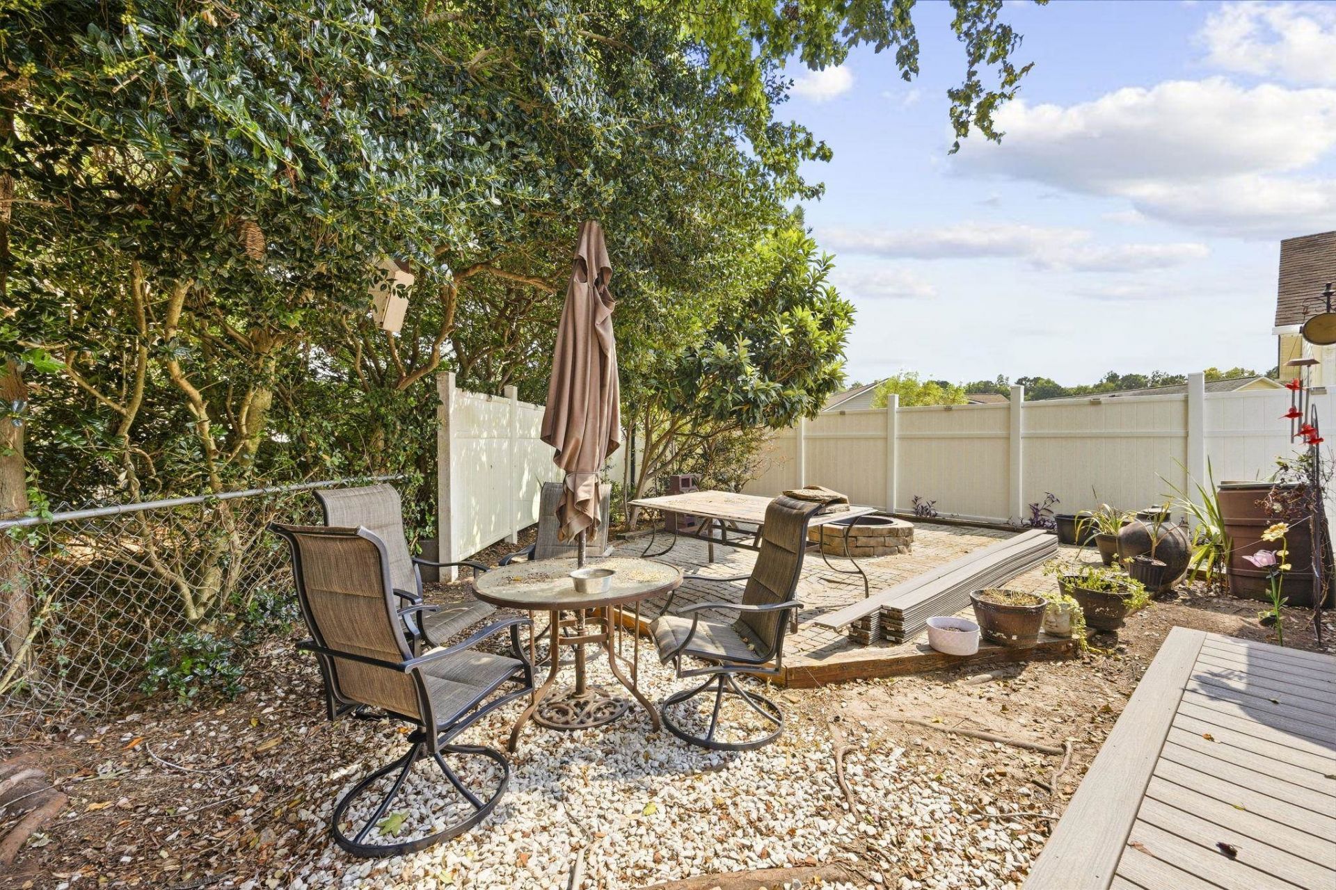 8010 Tag Ct. Photo 31