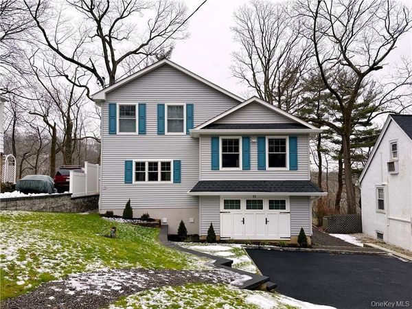 32 General Heath Avenue , Valhalla, NY 10603