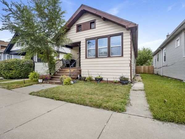 10155 S WENTWORTH Avenue, Chicago, IL 60628