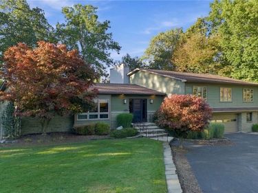 5055 Old Goodrich Road, Clarence, NY 14031