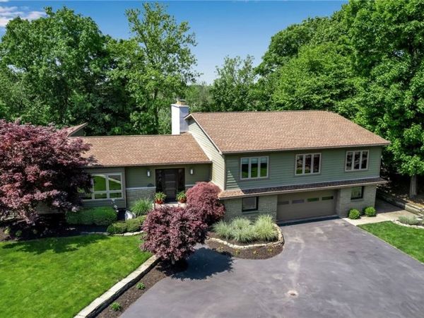 5055 Old Goodrich Road, Clarence, NY 14031