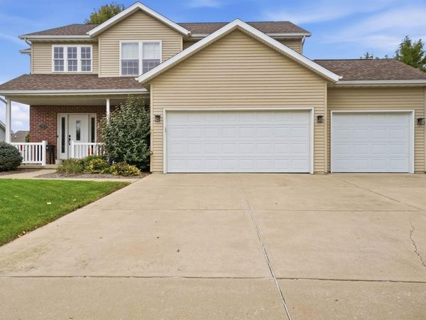 1285 GLENWOOD Avenue, Metamora, IL 61548