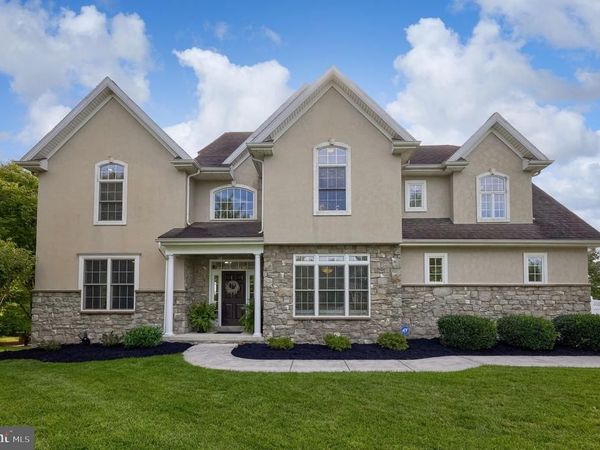 22 WINDSOR LANE , LITITZ, PA 17543