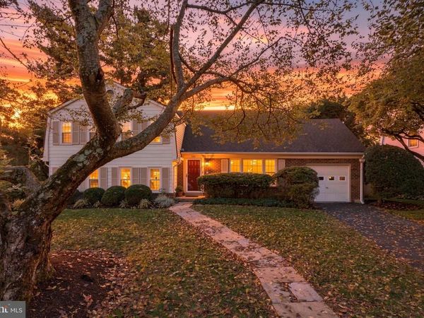 7001 OLD HOUSE ROAD, MCLEAN, VA 22101