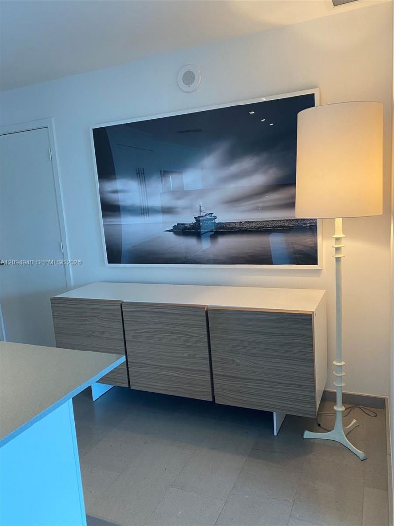88 SW 7th St, Unit 1904, Miami, FL 33130 Photo