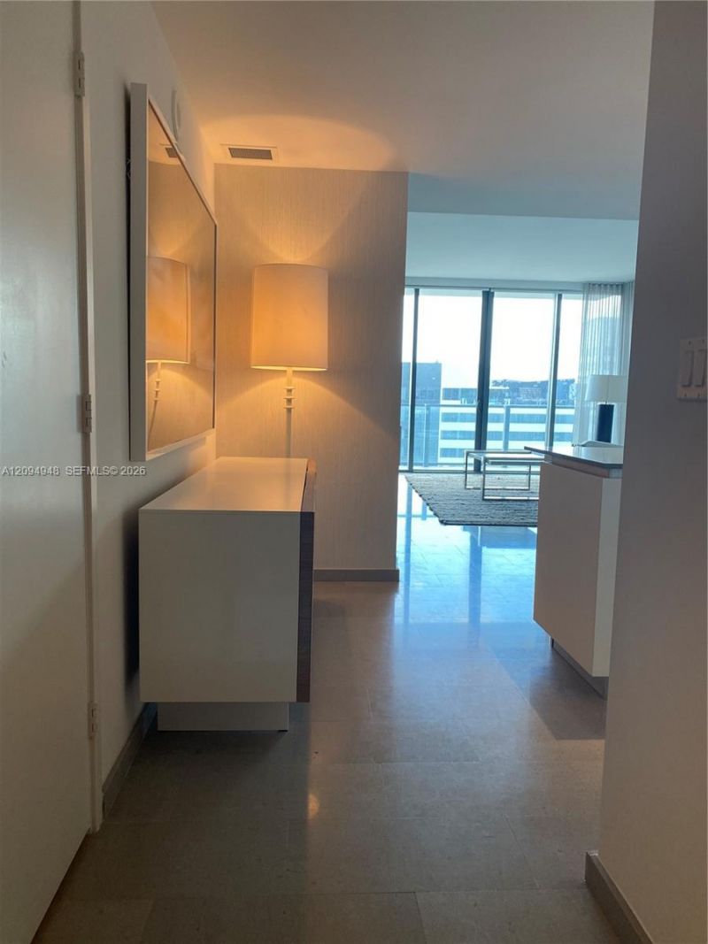 88 SW 7th St, Unit 1904, Miami, FL 33130 Photo