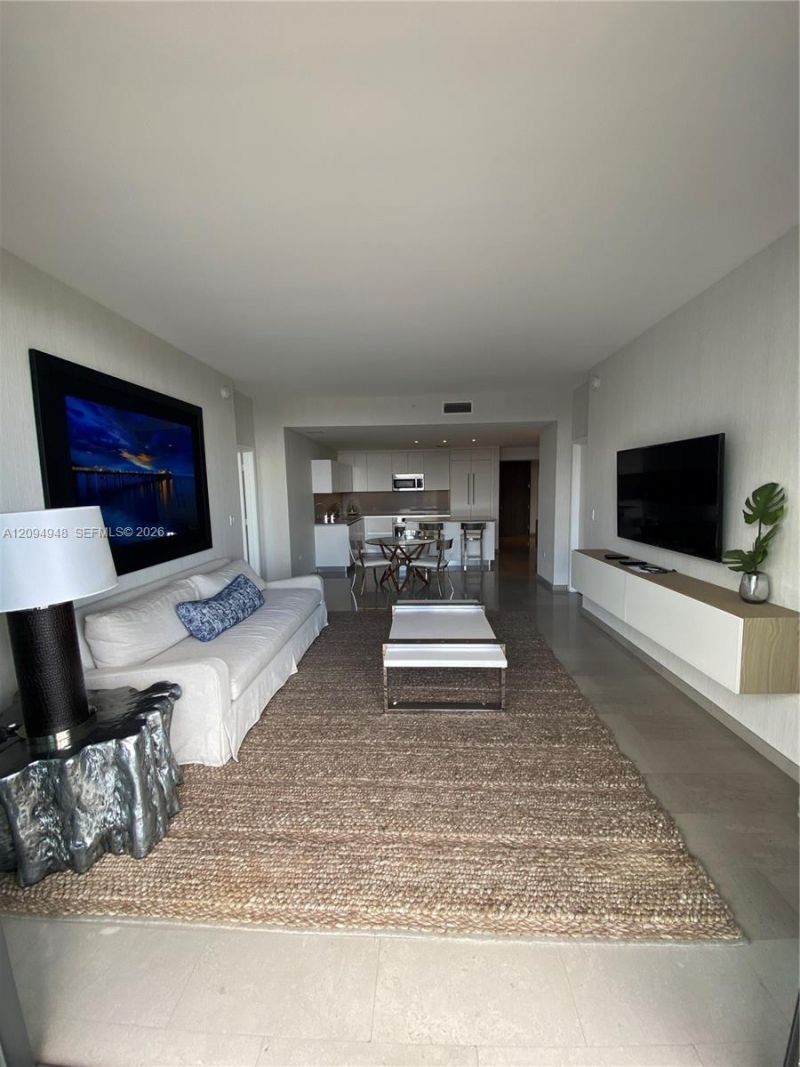 88 SW 7th St, Unit 1904, Miami, FL 33130 Photo