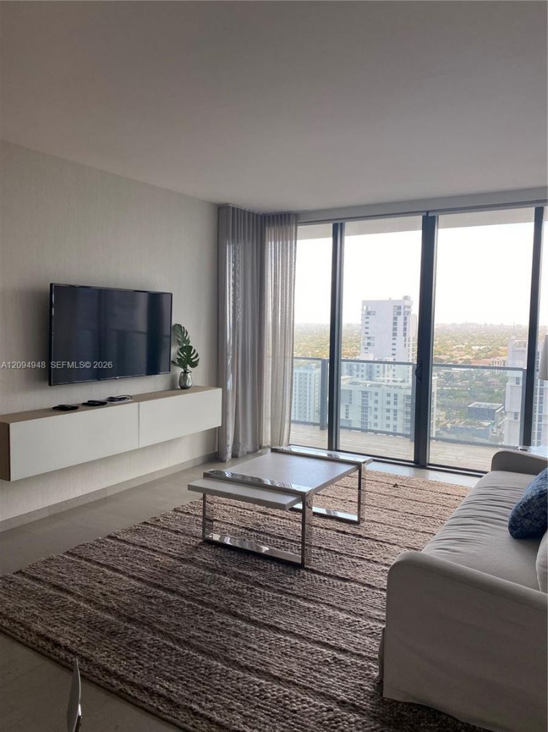 88 SW 7th St, Unit 1904, Miami, FL 33130 Photo