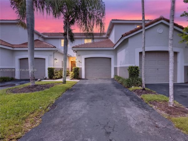 3677 San Simeon Cir , Weston, FL 33331