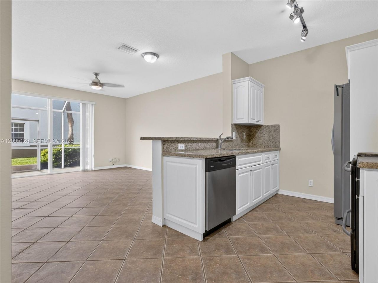 3677 San Simeon Cir , Weston, FL 33331 Photo