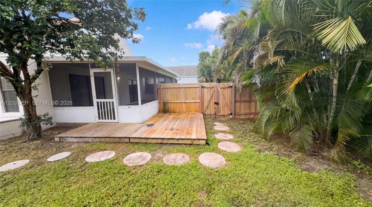 87 Buxton Ln , Boynton Beach, FL 33426 Photo