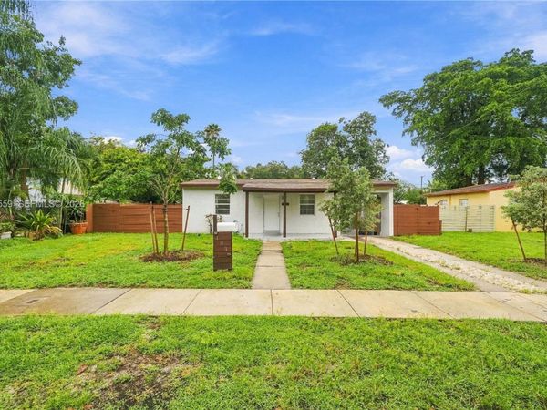 133 SW 22nd Ter , Fort Lauderdale, FL 33312