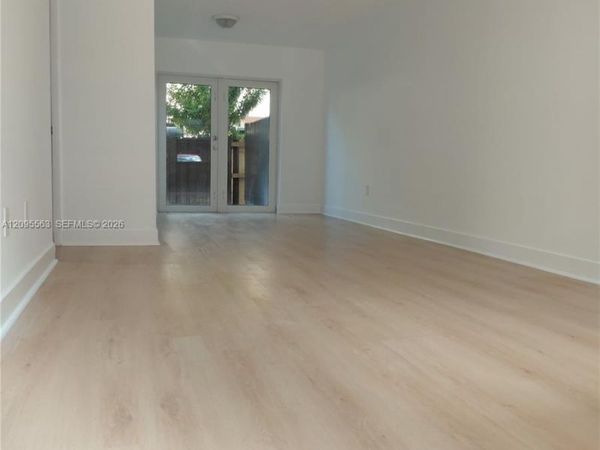 5441 W 24th Ave , Unit 17, Hialeah, FL 33016
