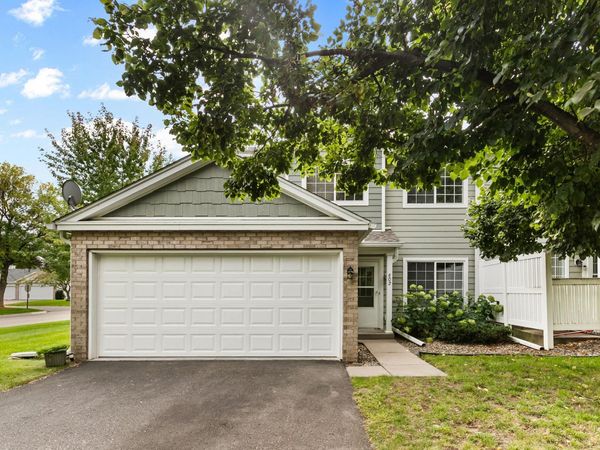 502 Mariner Way, Woodbury, MN 55129