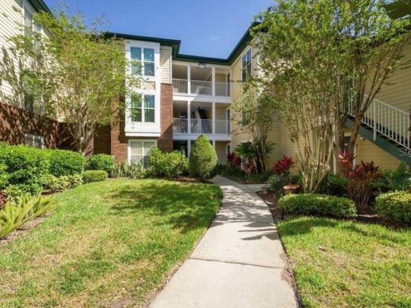 10024 STRAFFORD OAK COURT, Unit 823, TAMPA, FL 33624