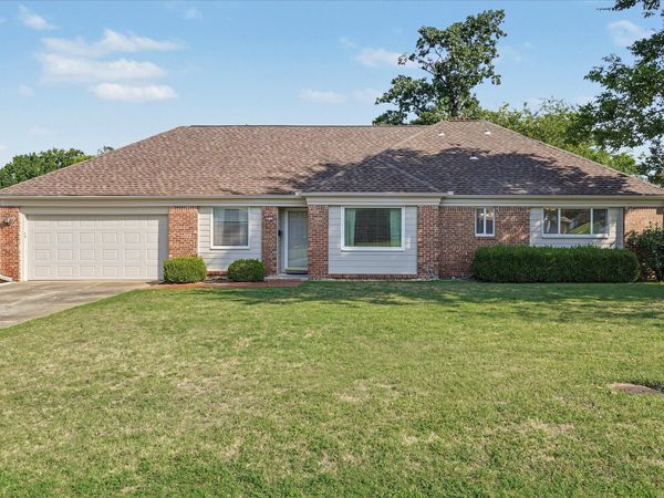 6533 E 58th Street , Tulsa, OK 74145