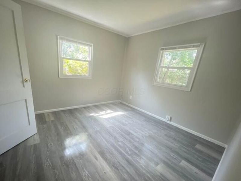 289 S Hampton Road , Columbus, OH 43213 Photo 8