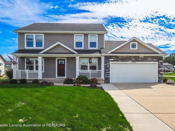 2373 Winners Circle, St. Johns, MI 48879