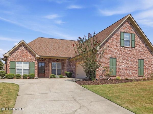 126 Essen Lane, Madison, MS 39110
