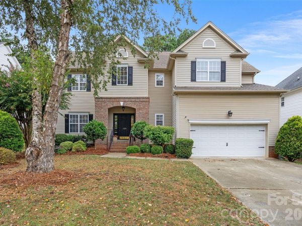 11424 Innes Court , Charlotte, NC 28277