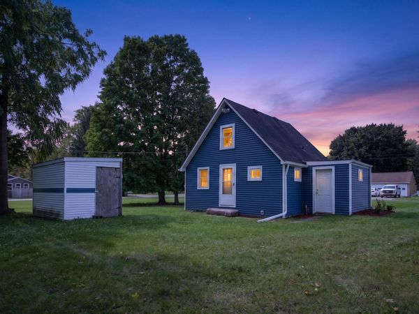 2024 W Washington Avenue, Jackson, MI 49203