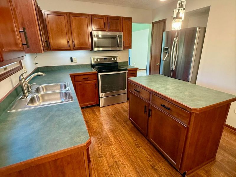 755 Lone Rise Drive E, Marysville, OH 43040 Photo 12