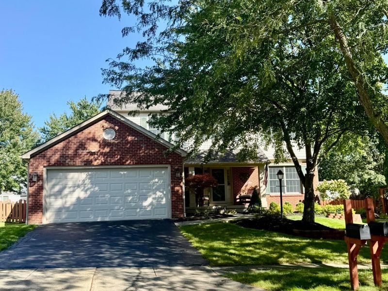 755 Lone Rise Drive E, Marysville, OH 43040 Photo 2