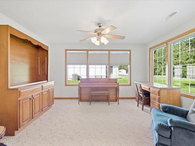 108 Struble Circle , Fredericktown, OH 43019 Photo 14