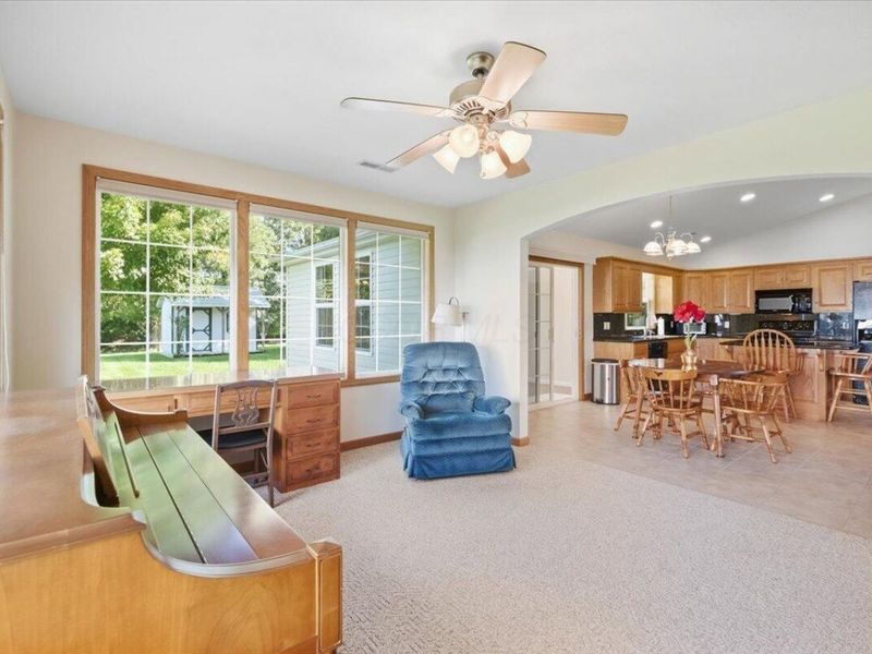 108 Struble Circle , Fredericktown, OH 43019 Photo 15