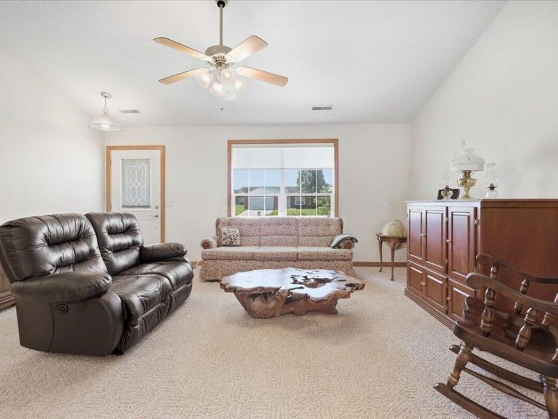 108 Struble Circle , Fredericktown, OH 43019 Photo 4
