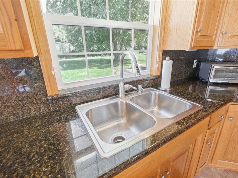 108 Struble Circle , Fredericktown, OH 43019 Photo 9
