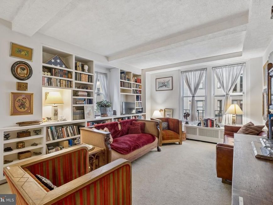 1901 Walnut Street , Unit 4F, Philadelphia, PA 19103 Main Photo