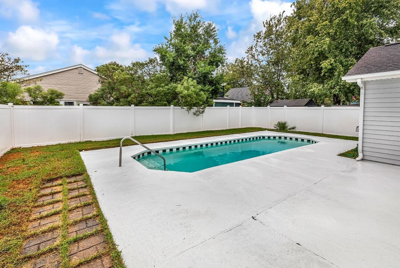 109 Coachman Ln. Photo 17